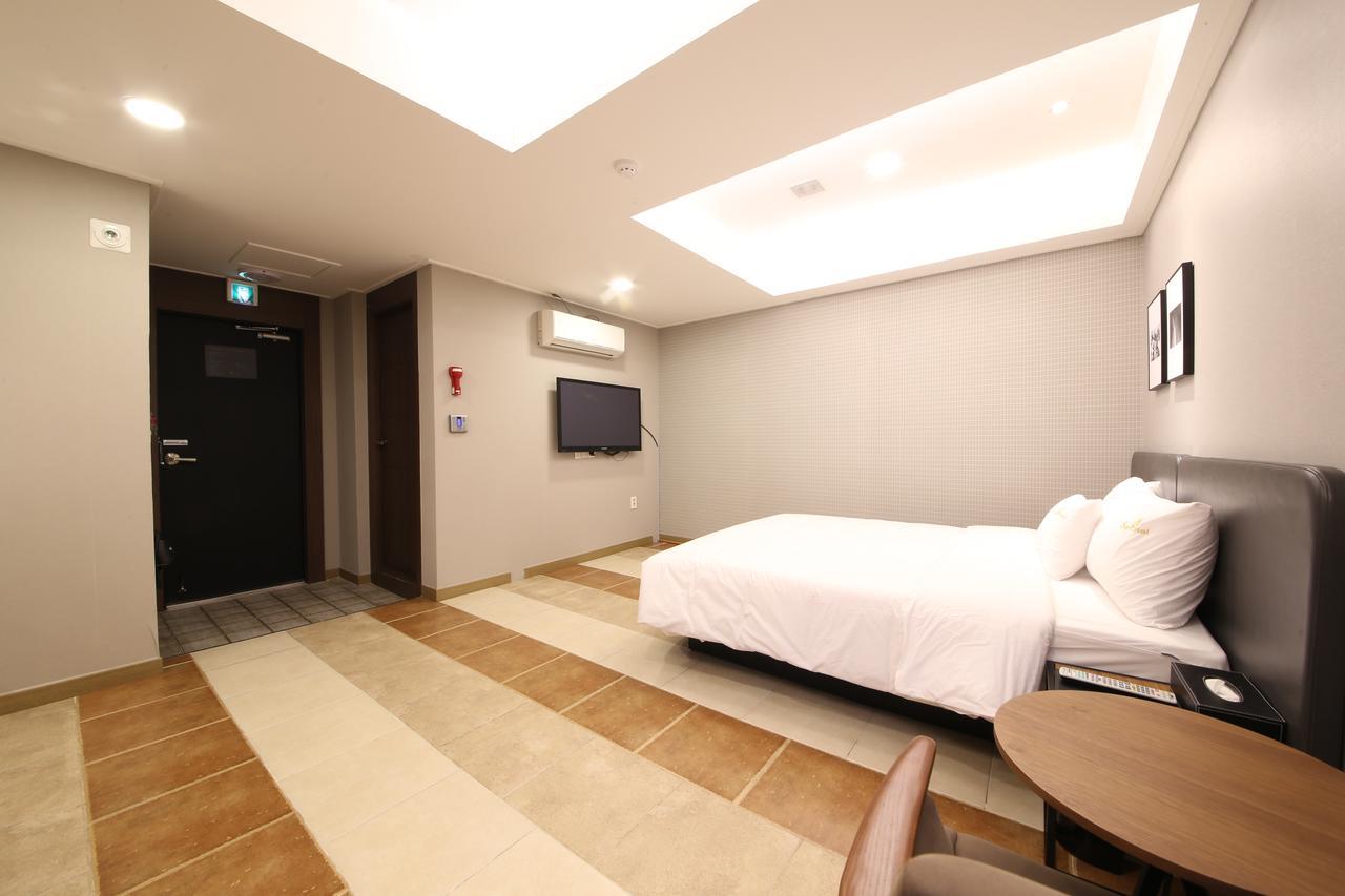 Star Hotel Пусан Екстериор снимка
