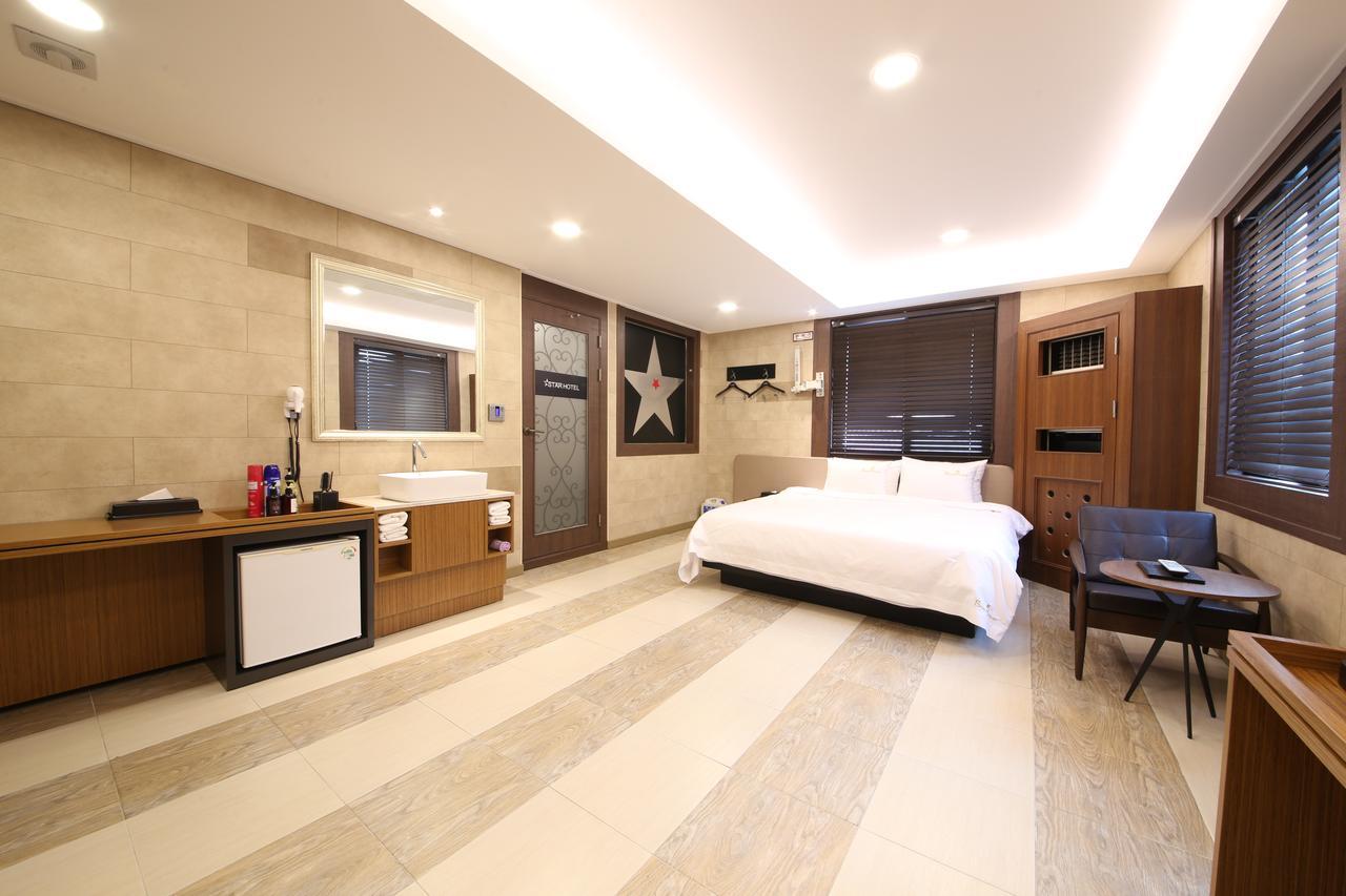 Star Hotel Пусан Екстериор снимка